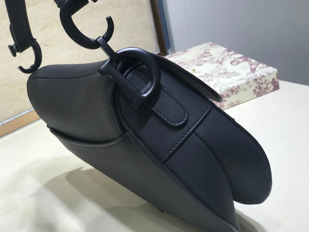 1557647172_1317954139_5